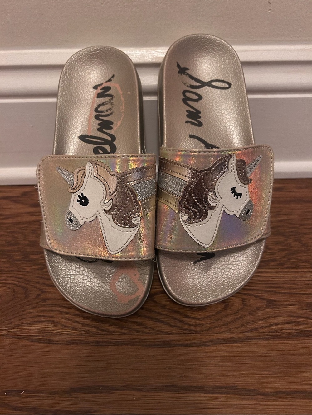 Sam Edelman Girls Sz 2 Mackie Magic Metallic Unicorn Slides Shimmer Sandals